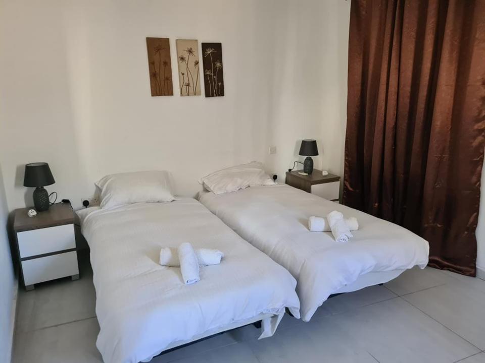 St Julians Central 2 Bedroom Apartment Saint Julian's 외부 사진